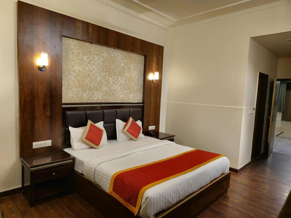 Hotel Prime Safari Jaipur Buitenkant foto