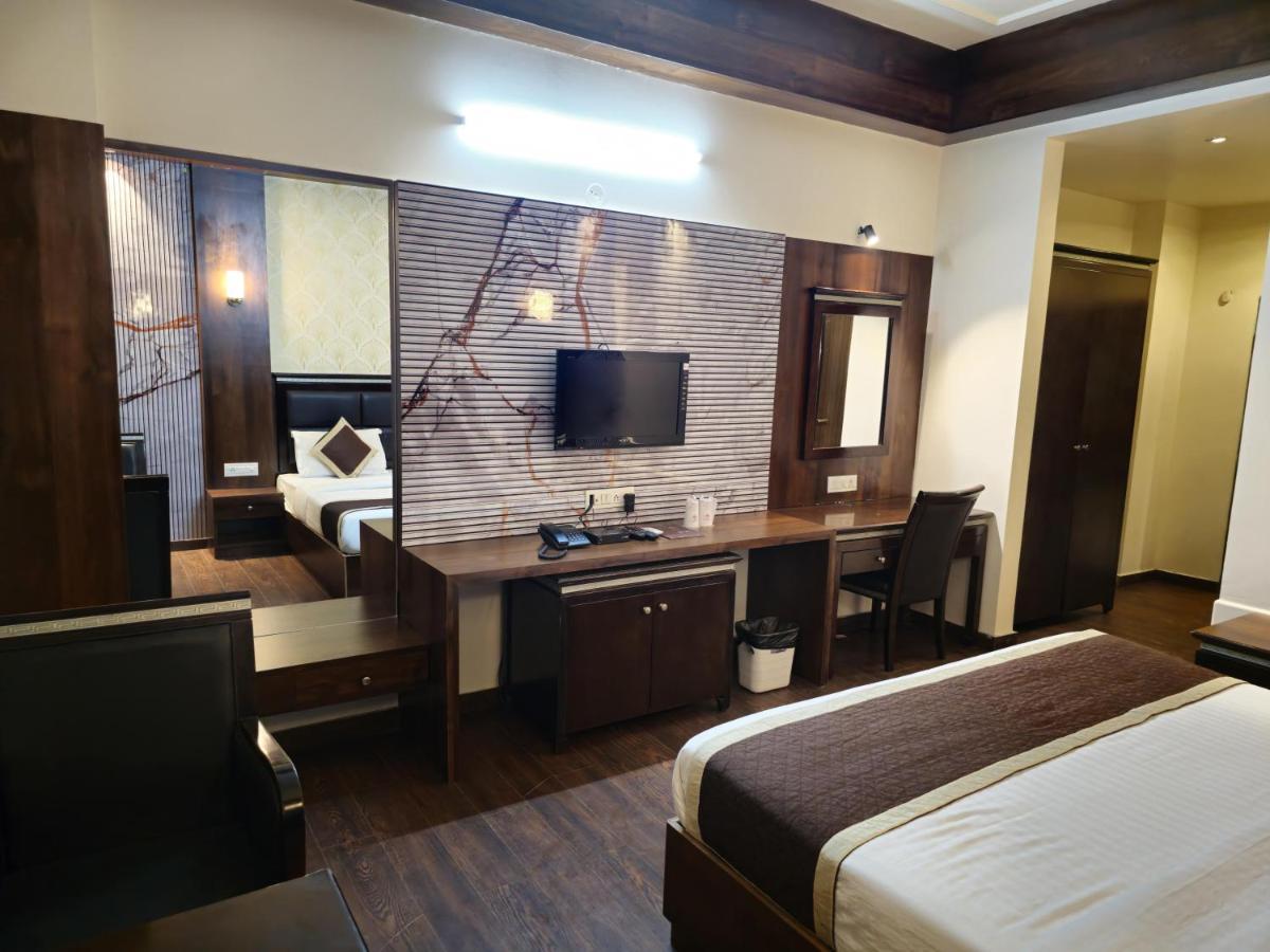 Hotel Prime Safari Jaipur Buitenkant foto