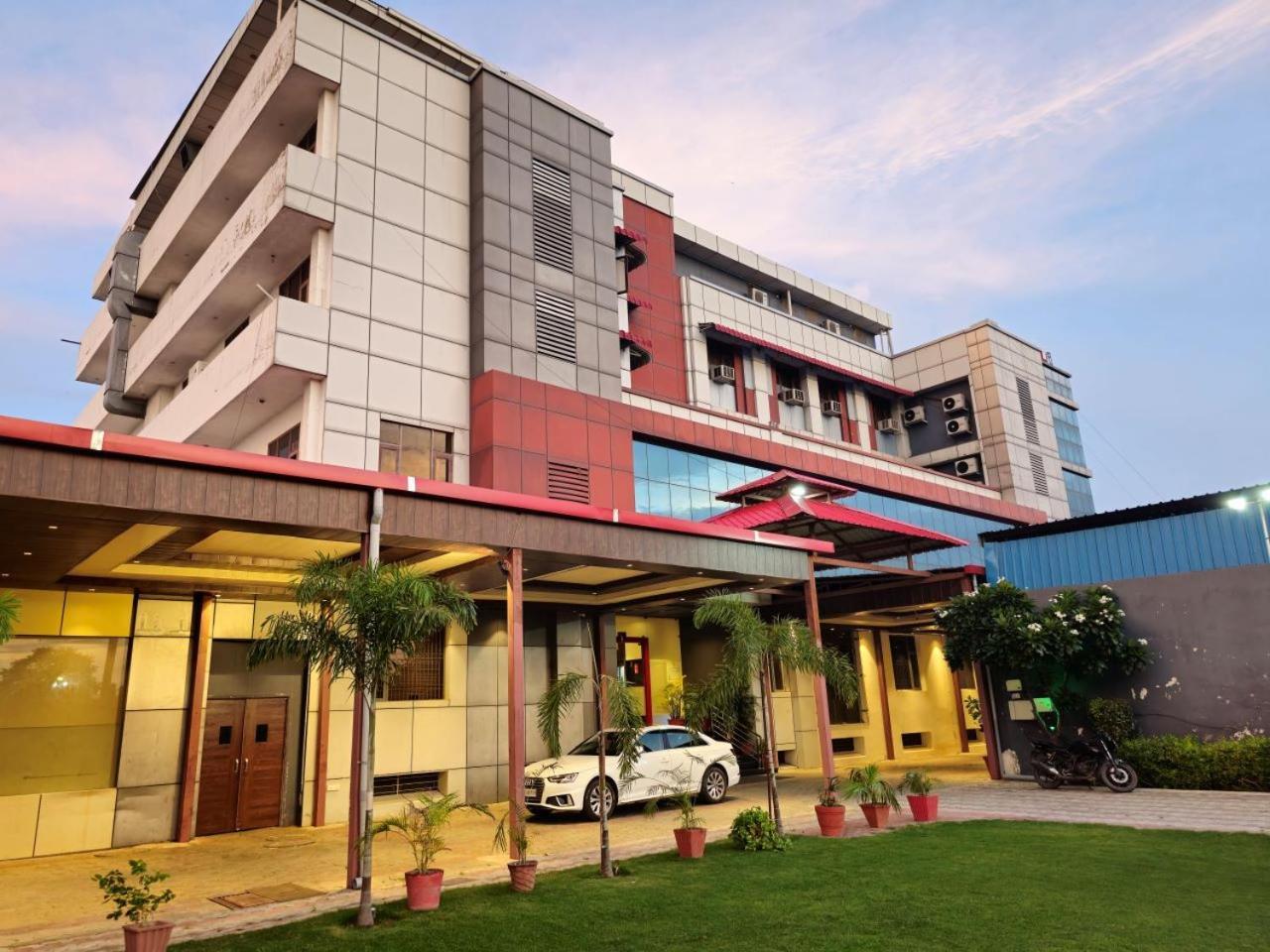 Hotel Prime Safari Jaipur Buitenkant foto